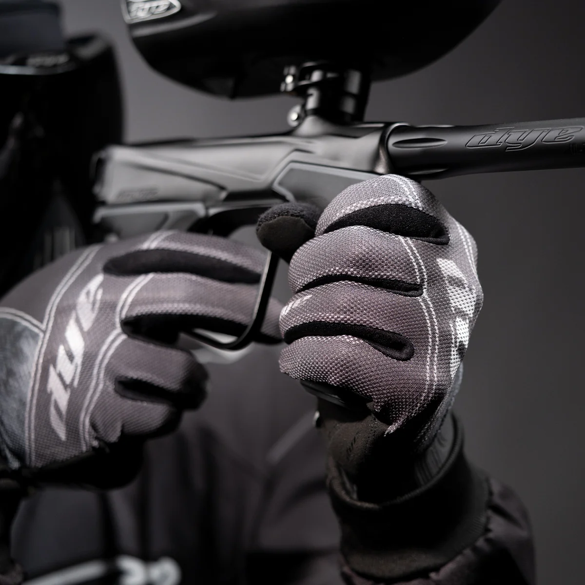Dye FLX Gloves (All Sizes) - Forged Black/Grey - Image 4