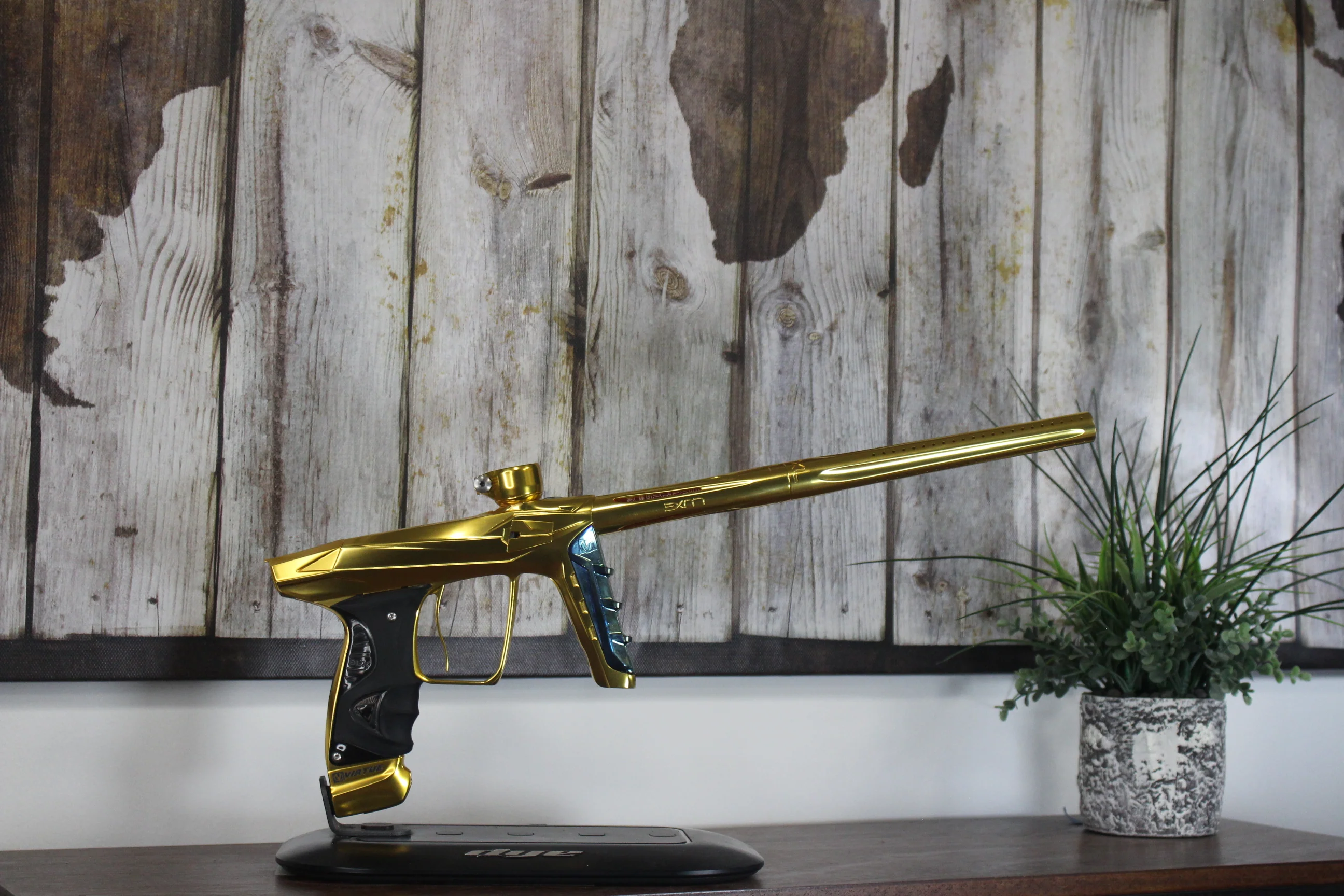 Virtue Luxe ACE - Gold